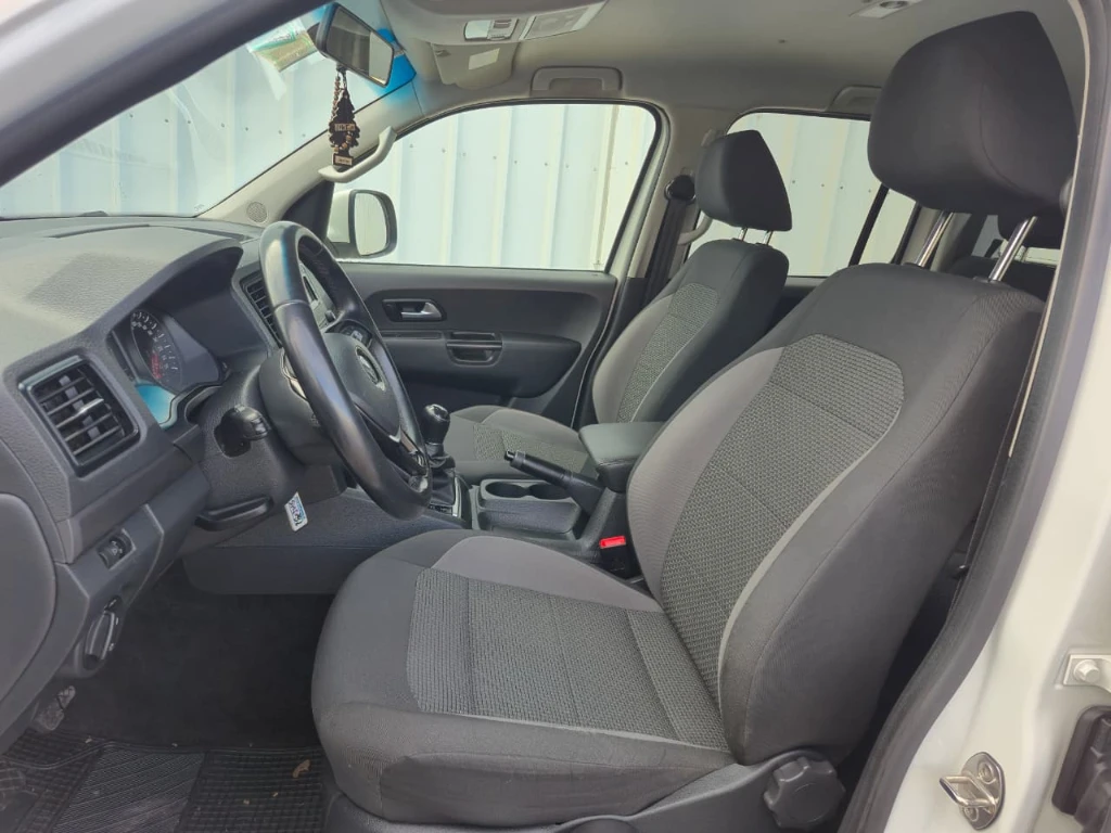 Volkswagen Amarok Dcab Tdi 4x4 Trendline 2.0 año 2023