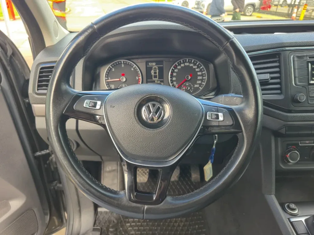 Volkswagen Amarok Dcab Tdi 4x4 Trendline 2.0 año 2023