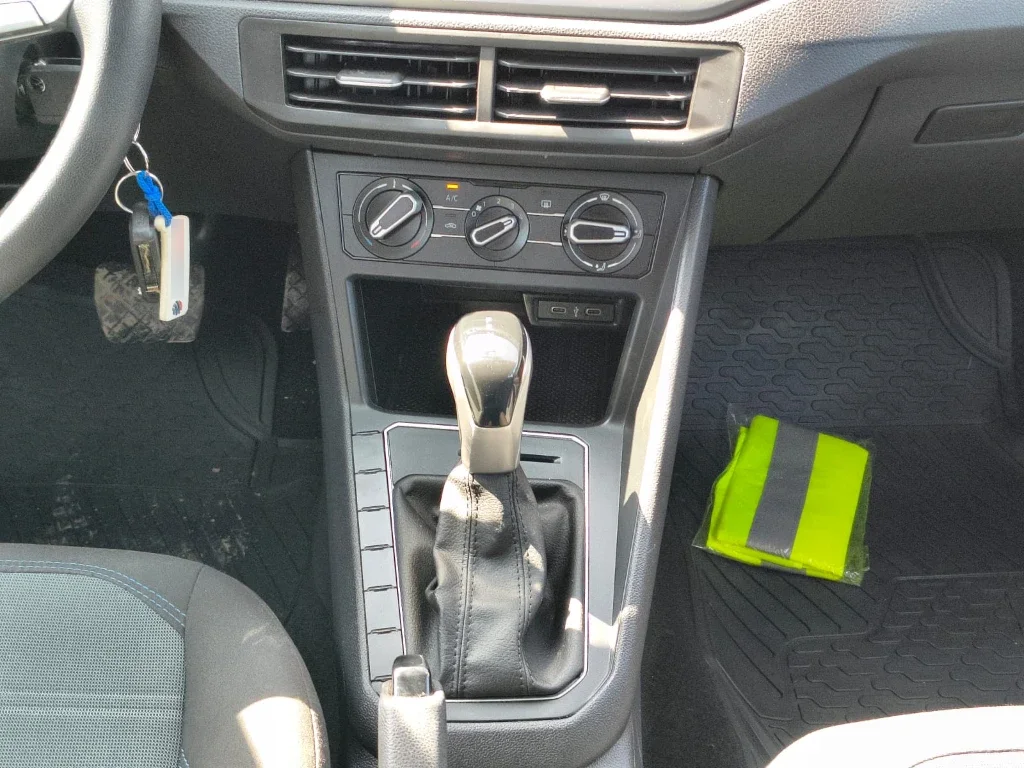 Volkswagen Nivus Tsi At Comfortline año 2023