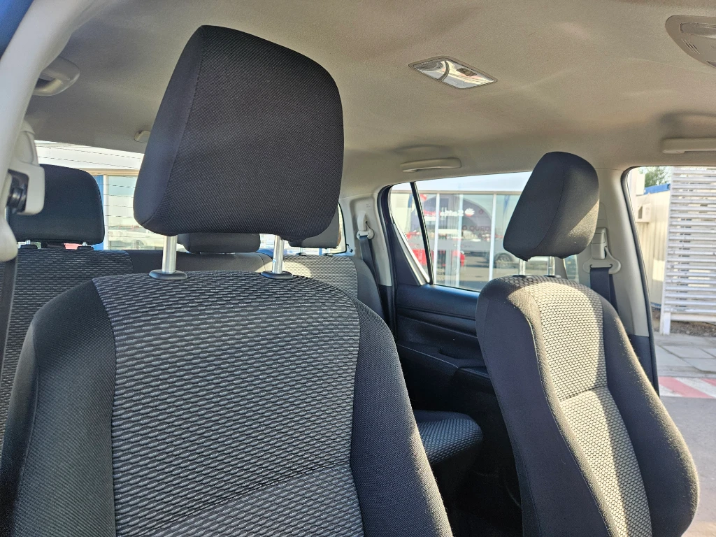 Toyota Hilux Dc 4x4 2.4 D Dx Mt año 2023