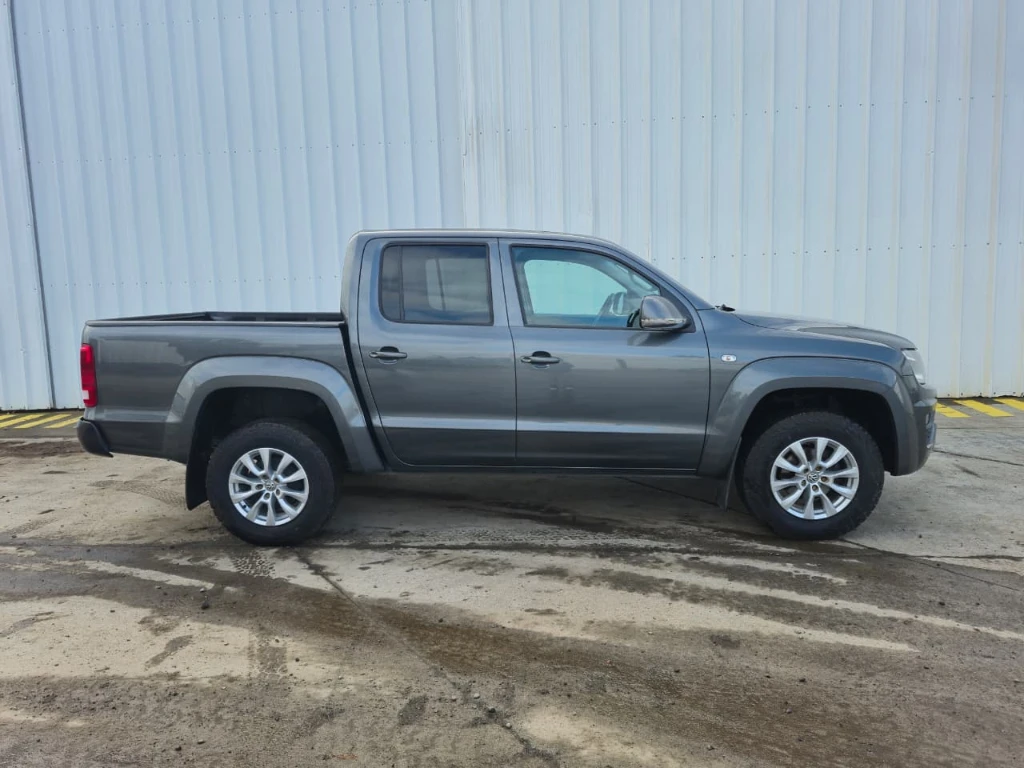 Volkswagen Amarok Confortline At 4x4 Tdi 2.0 año 2023