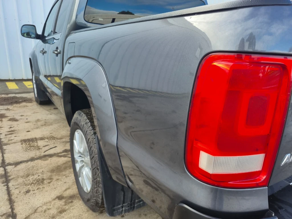 Volkswagen Amarok Confortline At 4x4 Tdi 2.0 año 2023