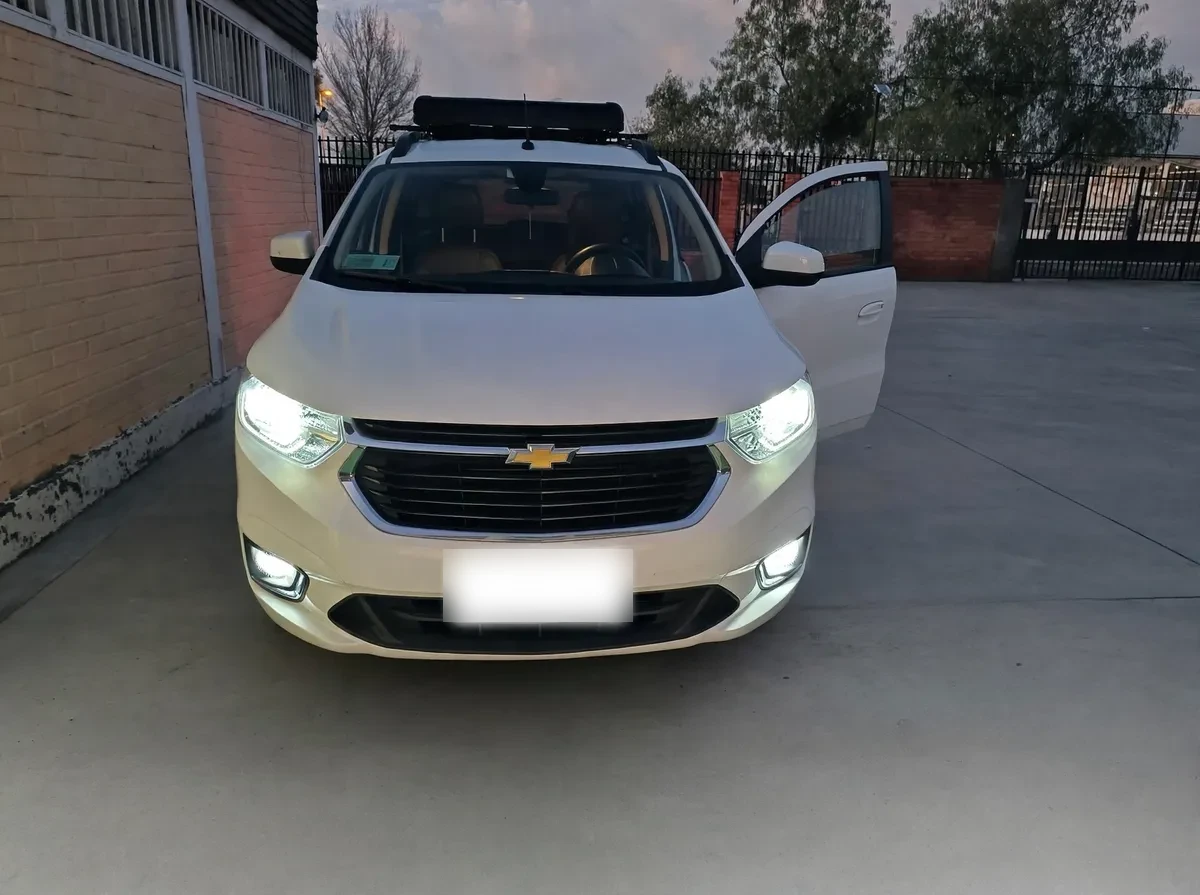CHEVROLET SPIN 1.8 Premier Mt año 2024
