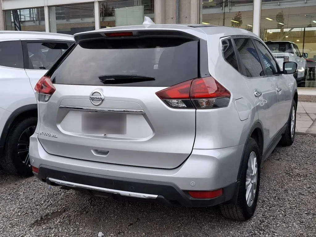 Nissan X-Trail 2.5 Sense 4x2 Cvt At 5p año 2023