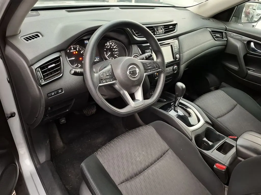Nissan X-Trail 2.5 Sense 4x2 Cvt At 5p año 2023