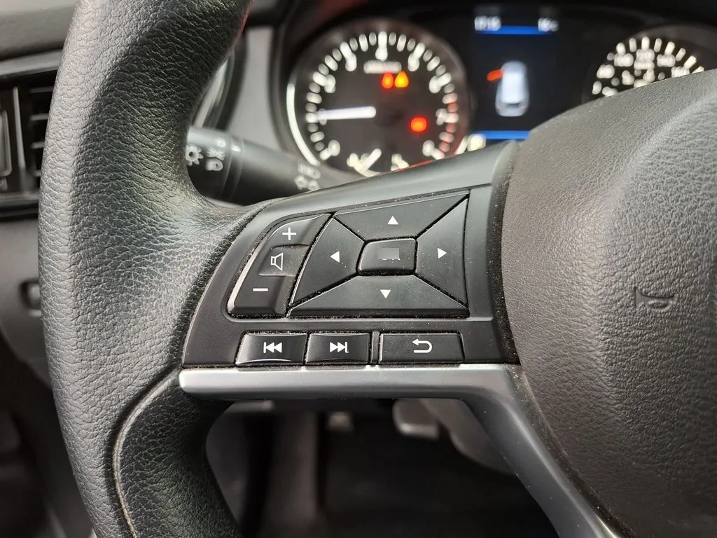 Nissan X-Trail 2.5 Sense 4x2 Cvt At 5p año 2023