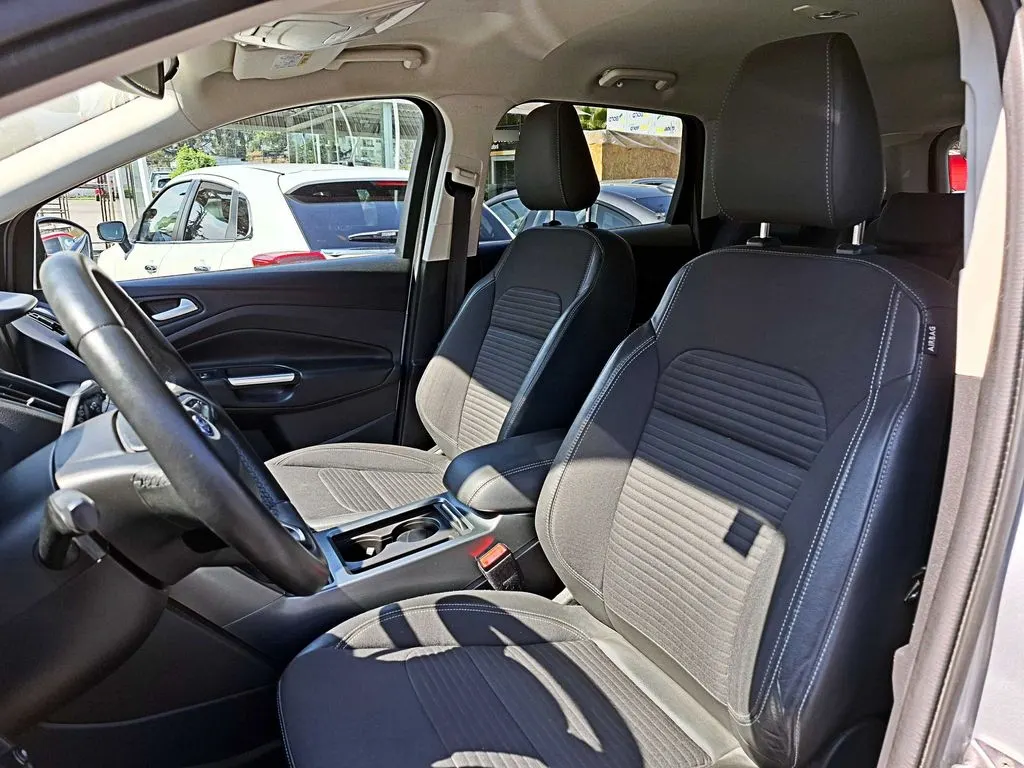 Ford Escape At año 2020