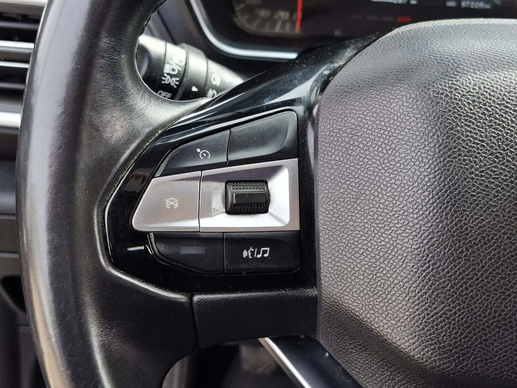 Peugeot Landtrek 1.9 Action4 Hdi Diesel 4x4 150 Hp Mt 4p año 2022