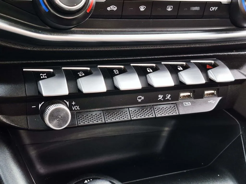 Peugeot Landtrek 1.9 Action4 Hdi Diesel 4x4 150 Hp Mt 4p año 2022