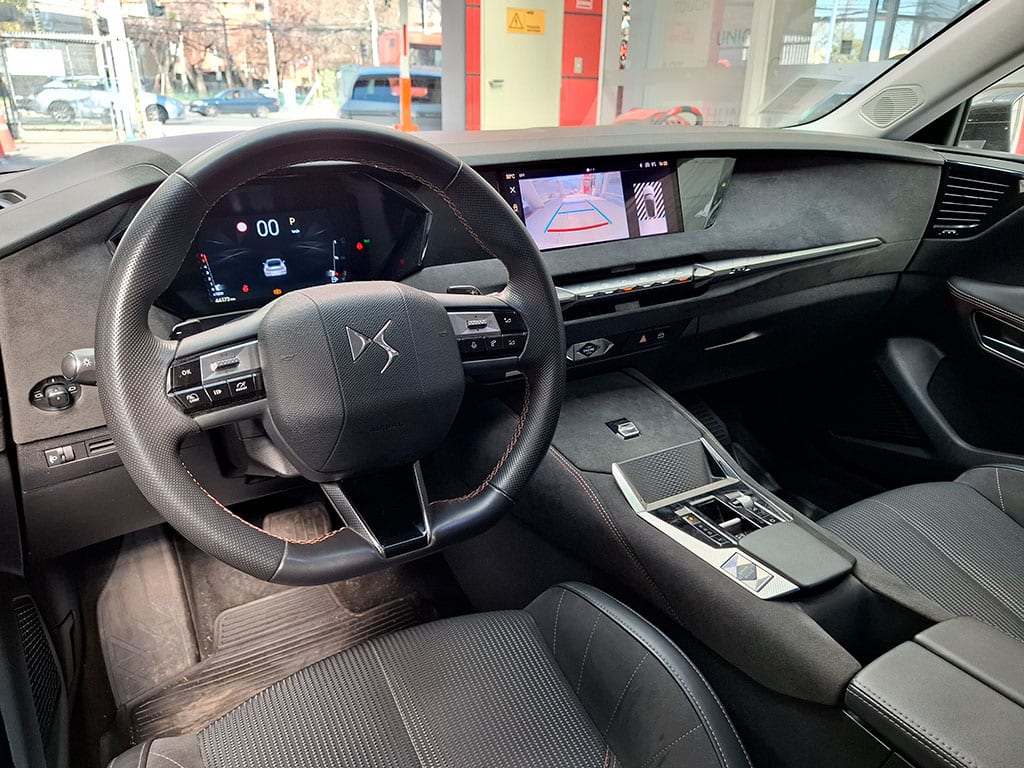 DS Automobiles 4 1.5 Cross Trocadero Bluehdi año 2024