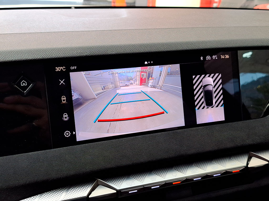DS Automobiles 4 1.5 Cross Trocadero Bluehdi año 2024