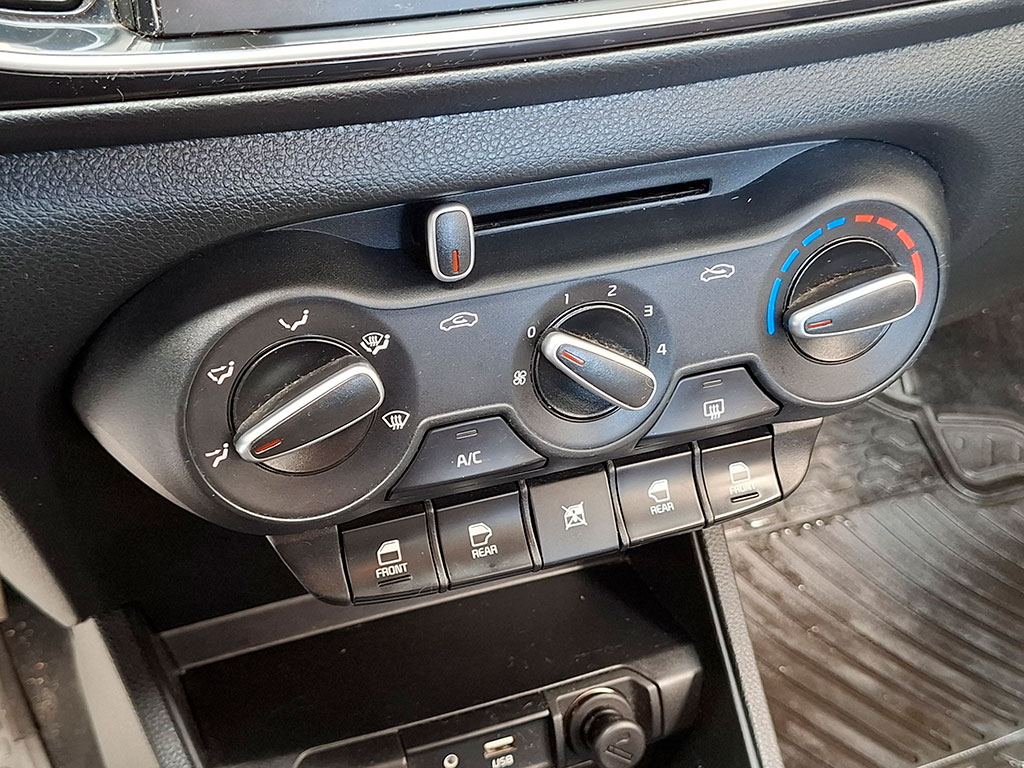 Kia Soluto Lx 1.4 año 2020