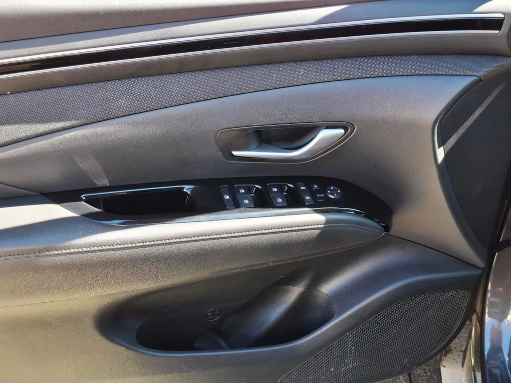 Hyundai Tucson 2.0 Nx4 Plus 2wd At 5p año 2023