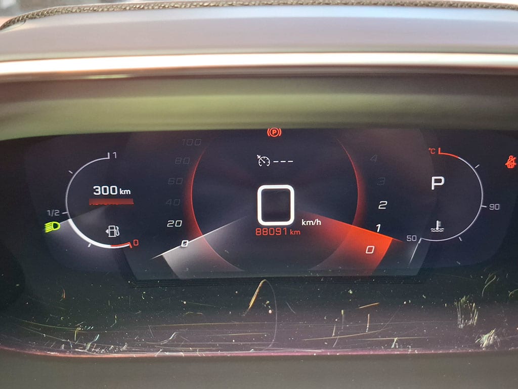 Peugeot 2008 1.5 Allure Bluehdi año 2021