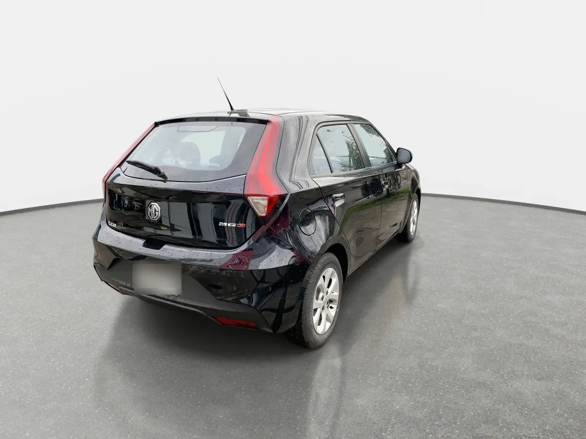 MG Mg 3 1.5 Com 2wd Hb Mt 5p año 2026