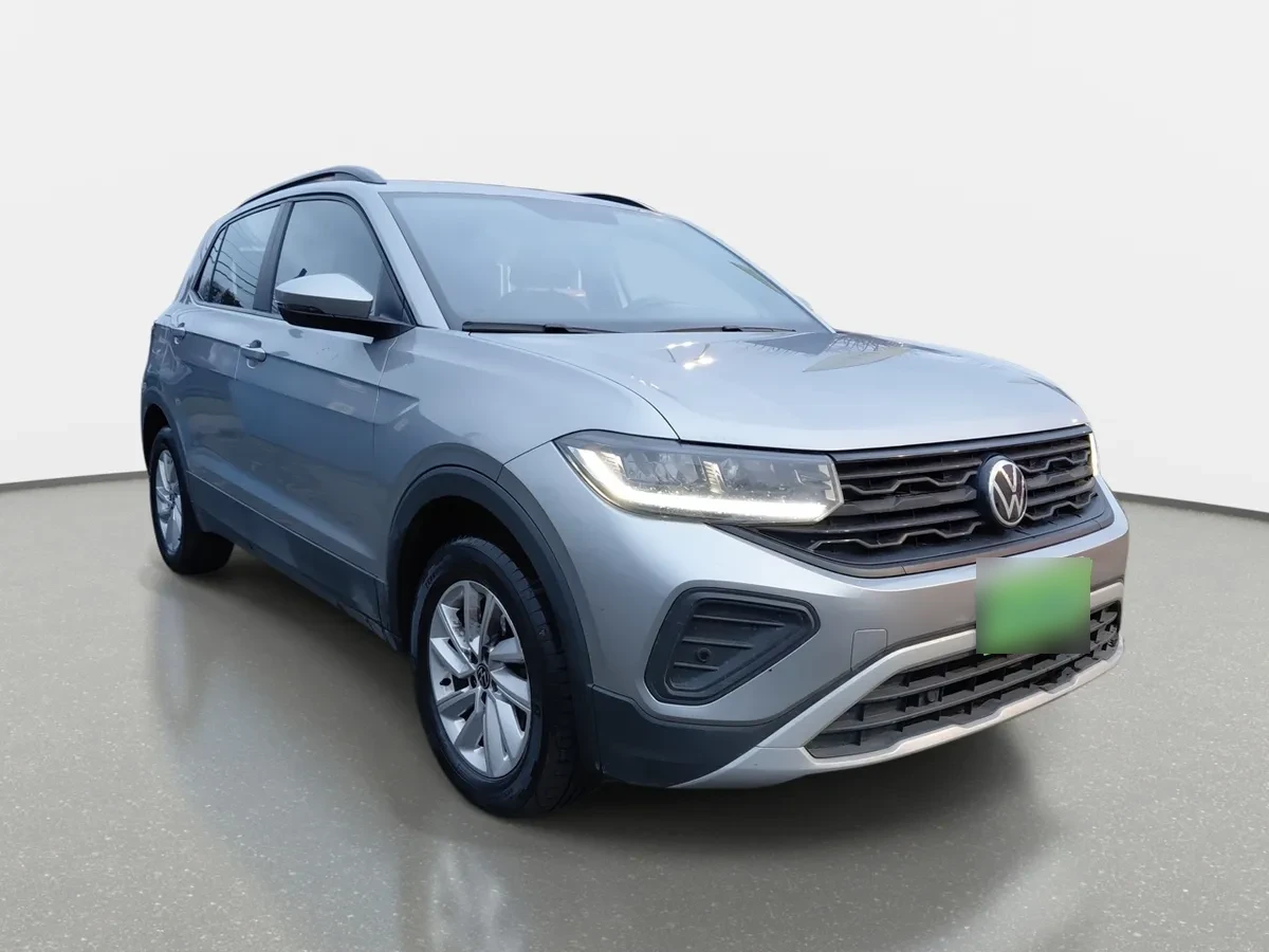 Volkswagen T-Cross 1.0 Tsi Trendline 4x2 5mt 5p año 2025