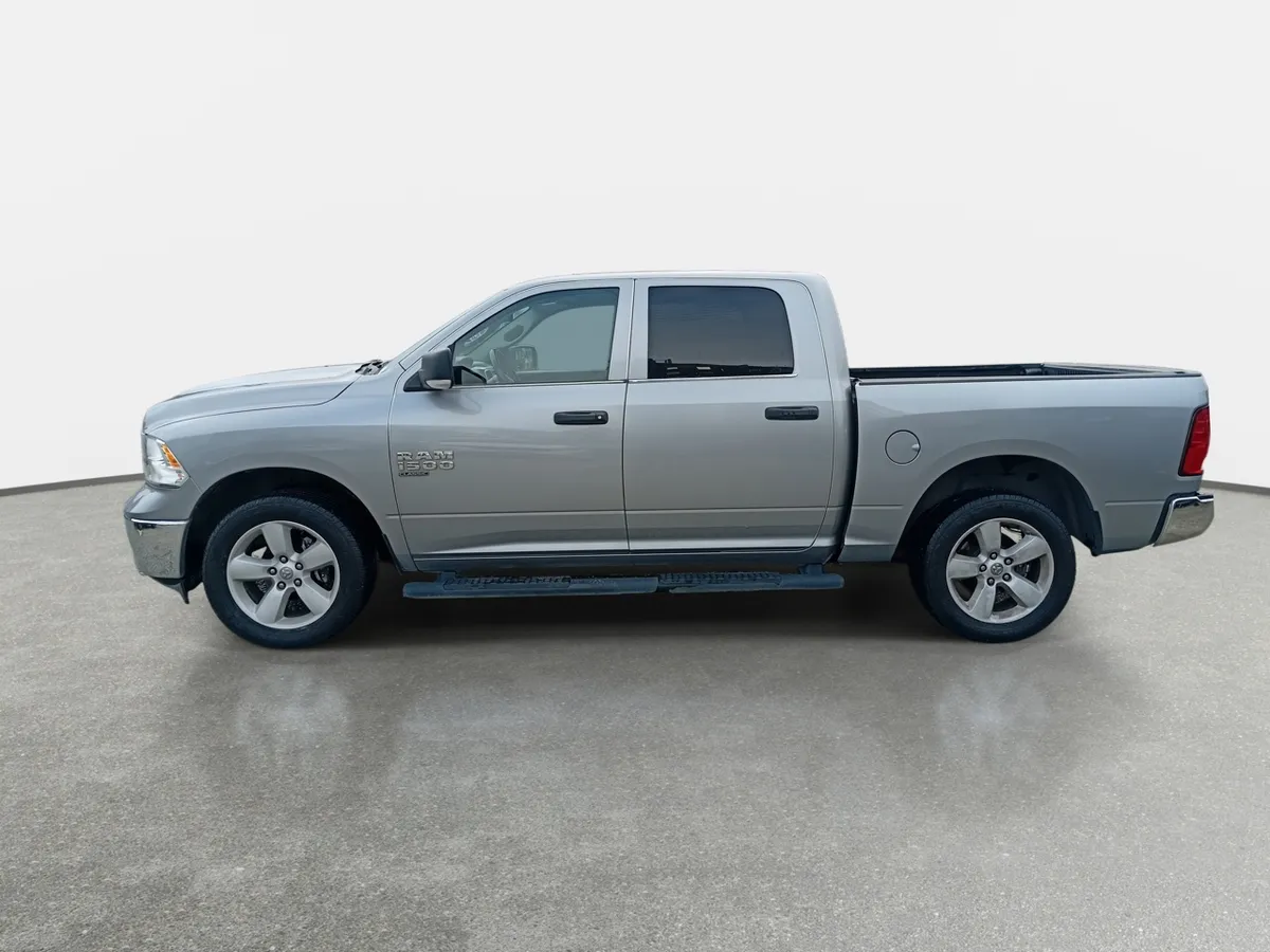 Ram 1500 3.6 Slt Ds 4x4 Crew Cab At 4p año 2023