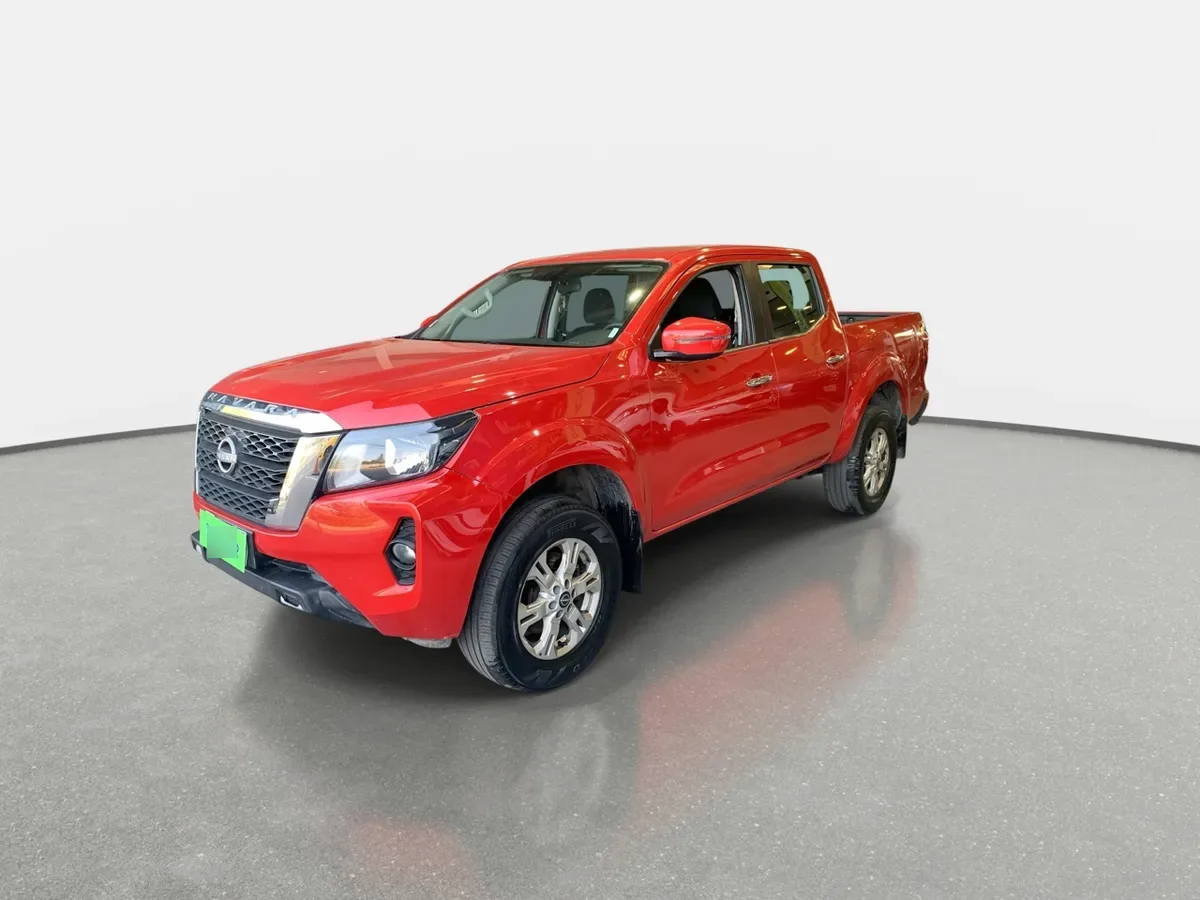 Nissan Navara 2.3d Xe Diesel 4x2 Dob.cab. Mt 4p año 2024