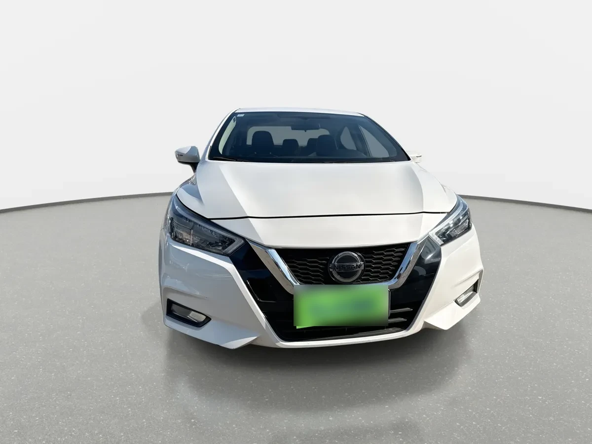 Nissan Versa 1.6 Exclusive 4x2 Cvt At 4p año 2023