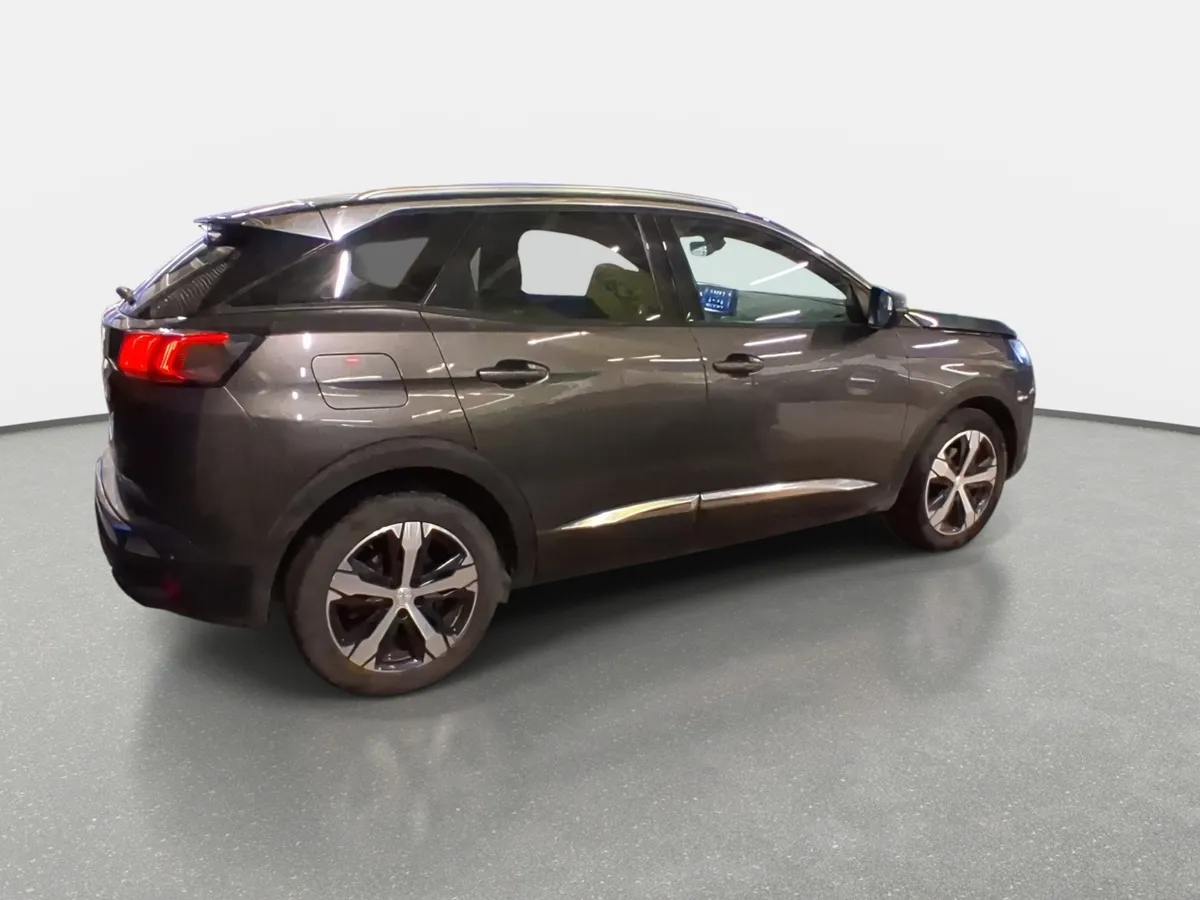 Peugeot 3008 1.5 Allure Pack Bluehdi 130 4x2 Eat8 5p año 2024