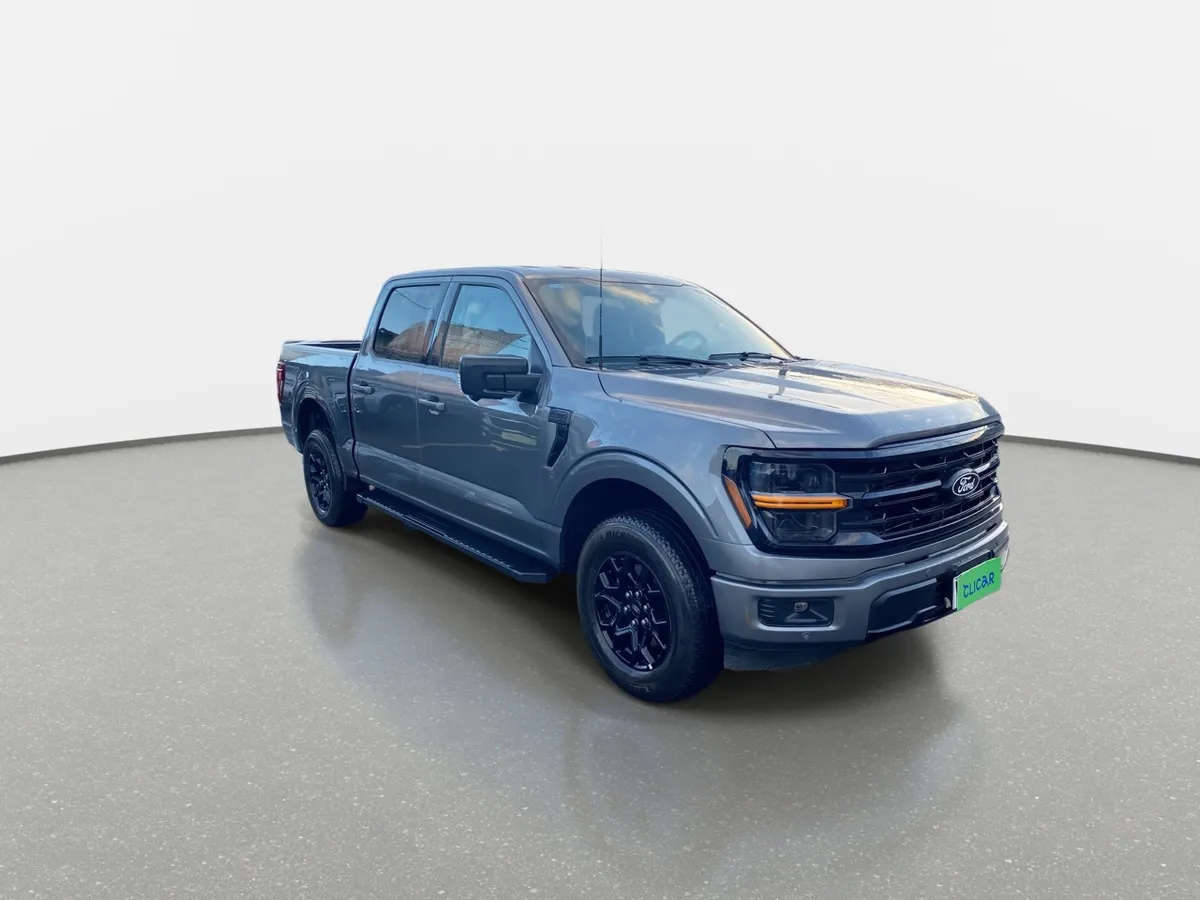 Ford F-150 5.0 Xlt Cc Dob. Cab. 4x4 At 4p año 2025