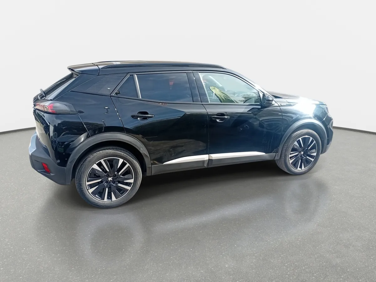 Peugeot 2008 1.5 Gt Line Bluehdi Diesel 130 4x2 Eat8 5p año 2023