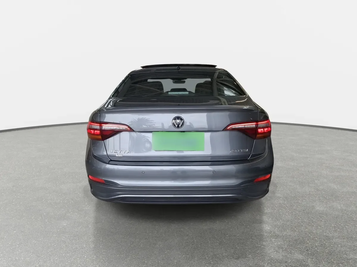 Volkswagen Jetta 1.4 Comfortline Sky 4x2 At 4p año 2024