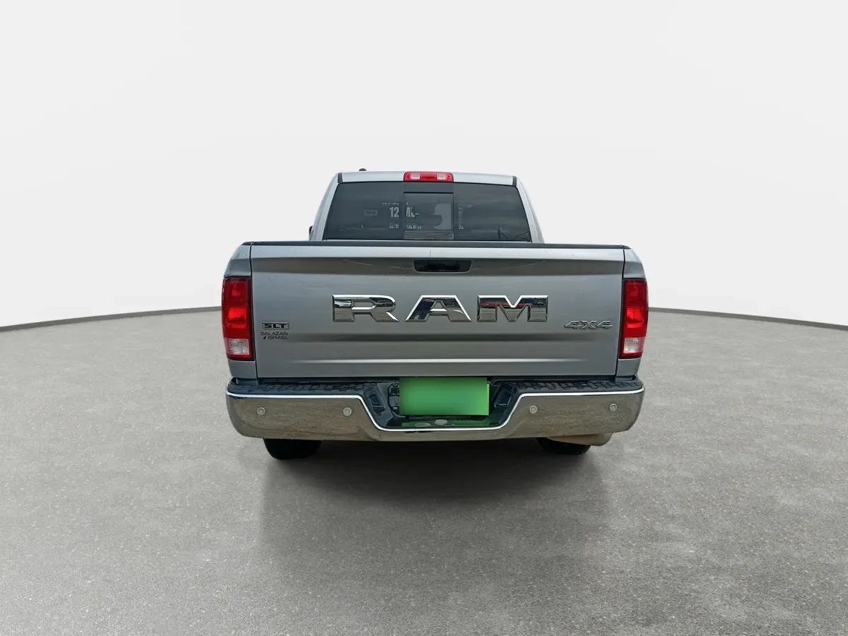 Ram 1500 3.6 Slt Ds 4x4 Crew Cab At 4p año 2023