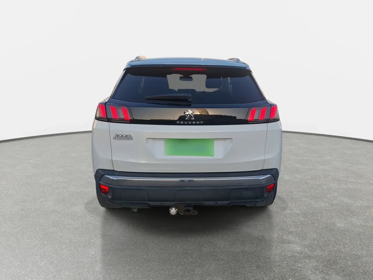 Peugeot 3008 1.5 Allure Pack Bluehdi 130 4x2 Eat8 5p año 2024