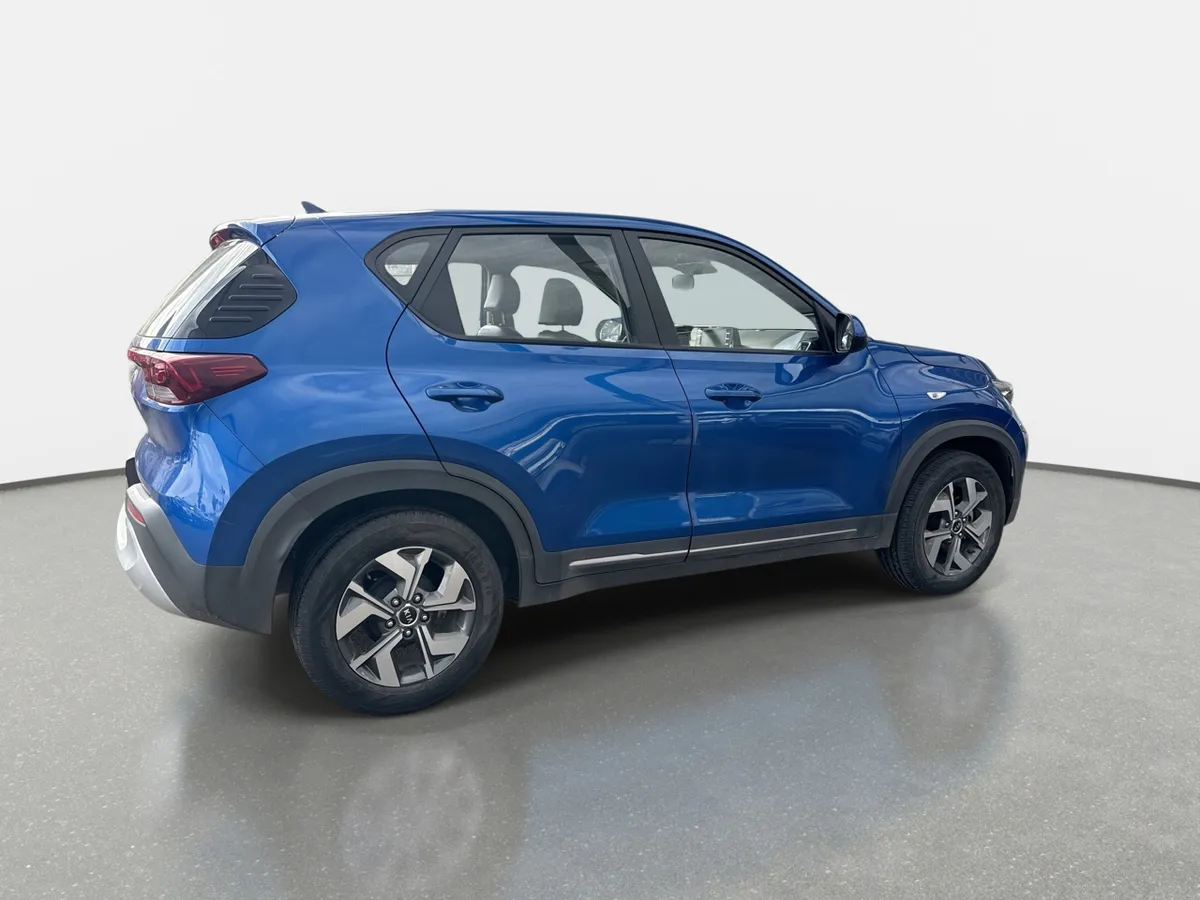 Kia Sonet 1.5 Ex 4x2 6mt 5p año 2022