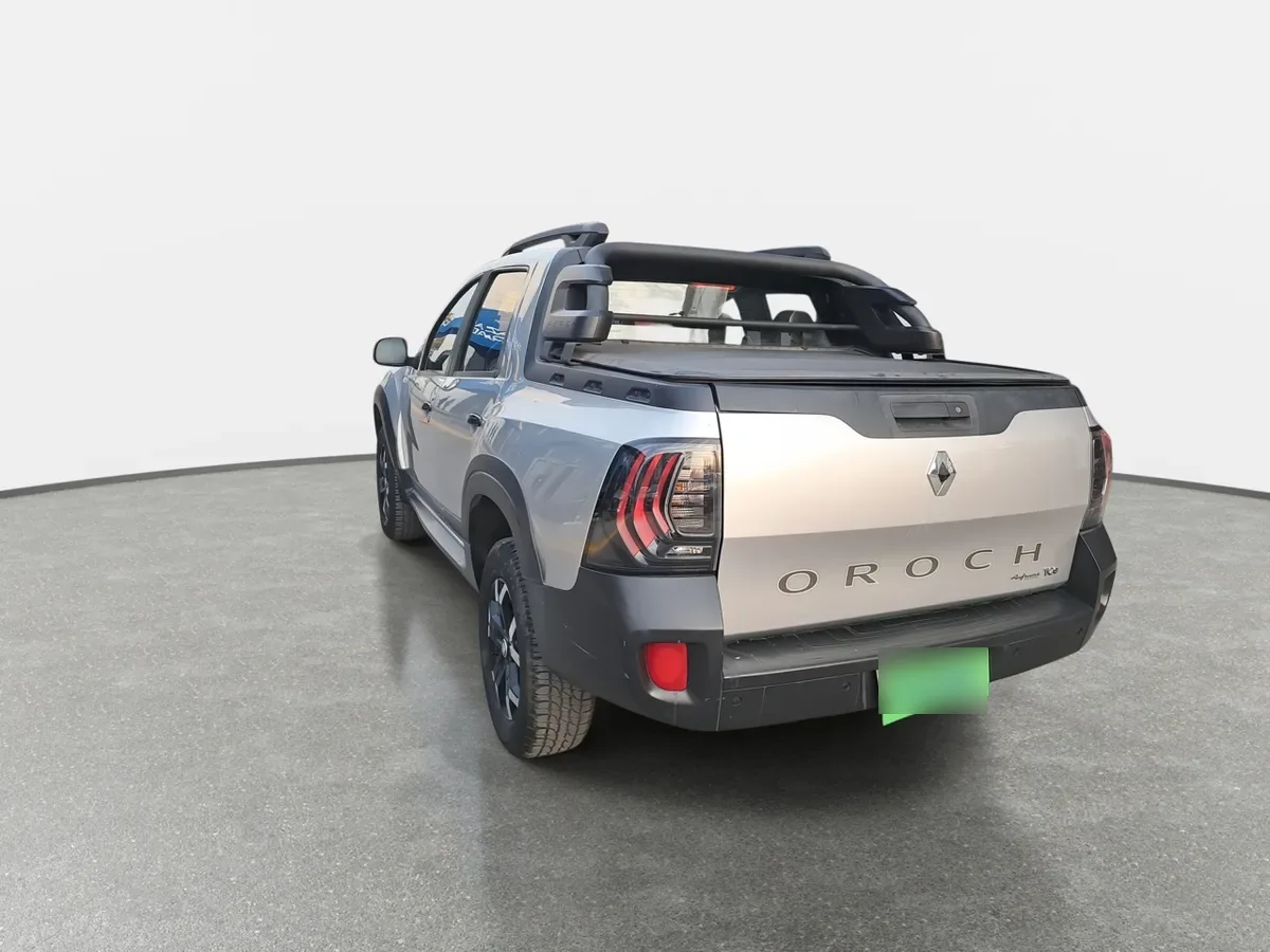 Renault Oroch 1.3 Intens Outsider Dob. Cab. 4x2 At 4p año 2023