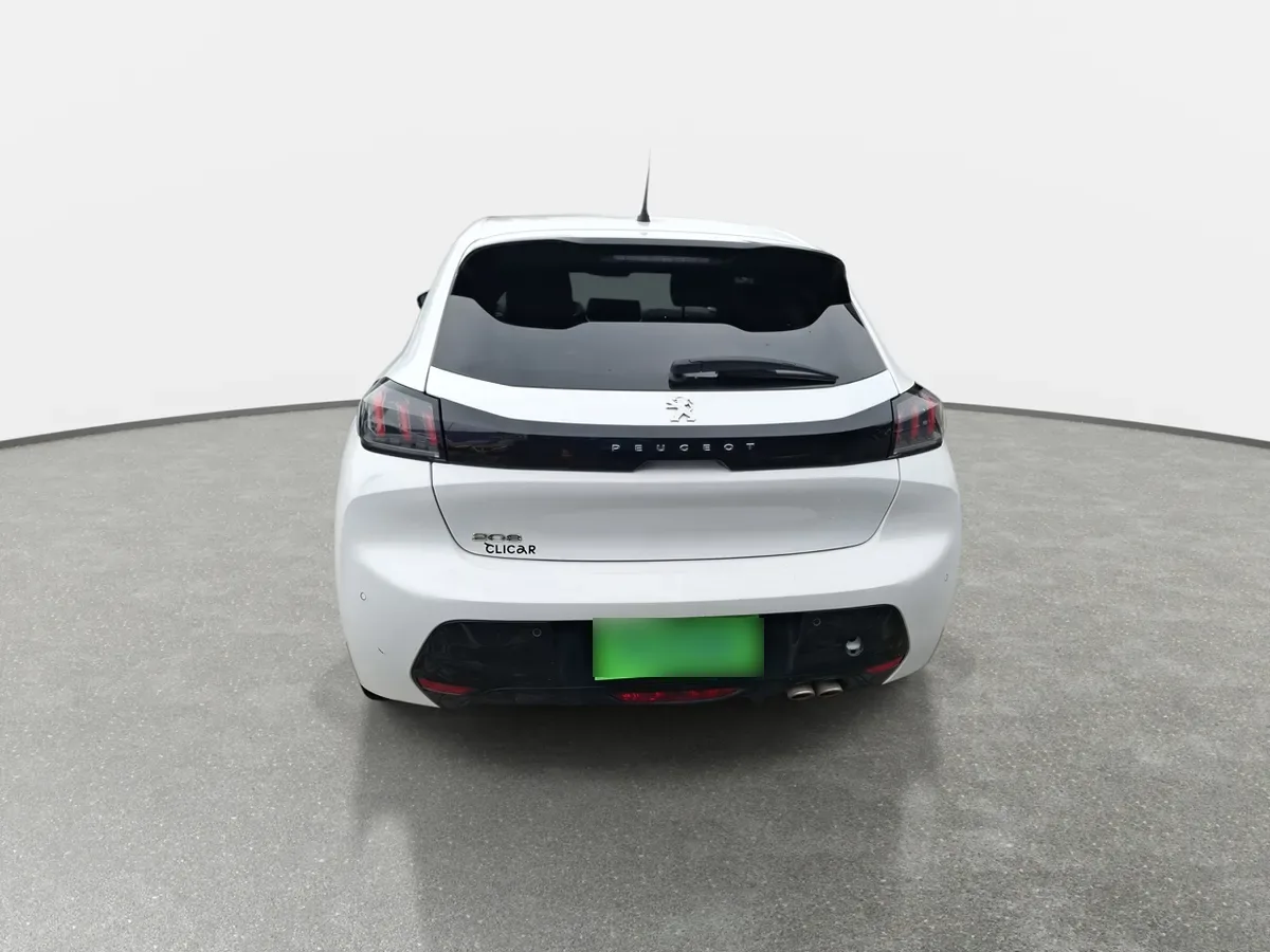 Peugeot 208 1.2 Puretech Allure Pack 130 4x2 Eat8 5p año 2024