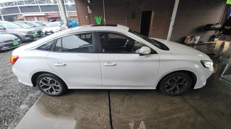 MG Mg Gt 1.5 Com 4x2 Mt 4p año 2022