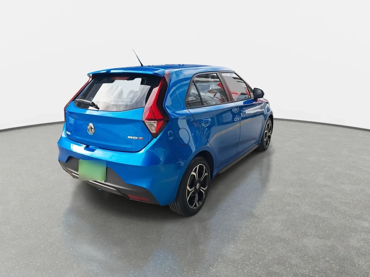 MG Mg 3 1.5 Comfort 4x2 Hb At 5p año 2024