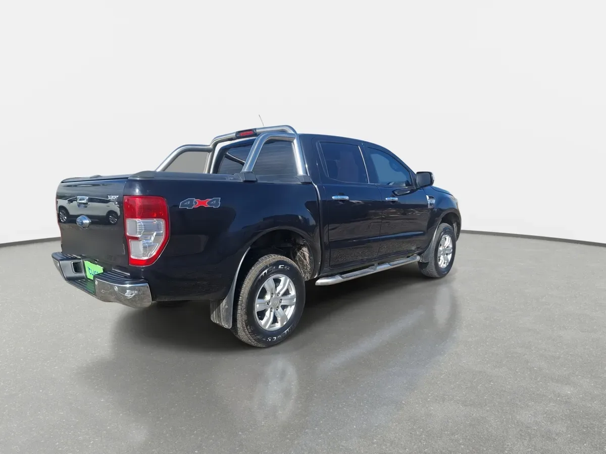 Ford Ranger 3.2 Xlt 4x4 Diesel Dob. Cab. At 4p año 2023