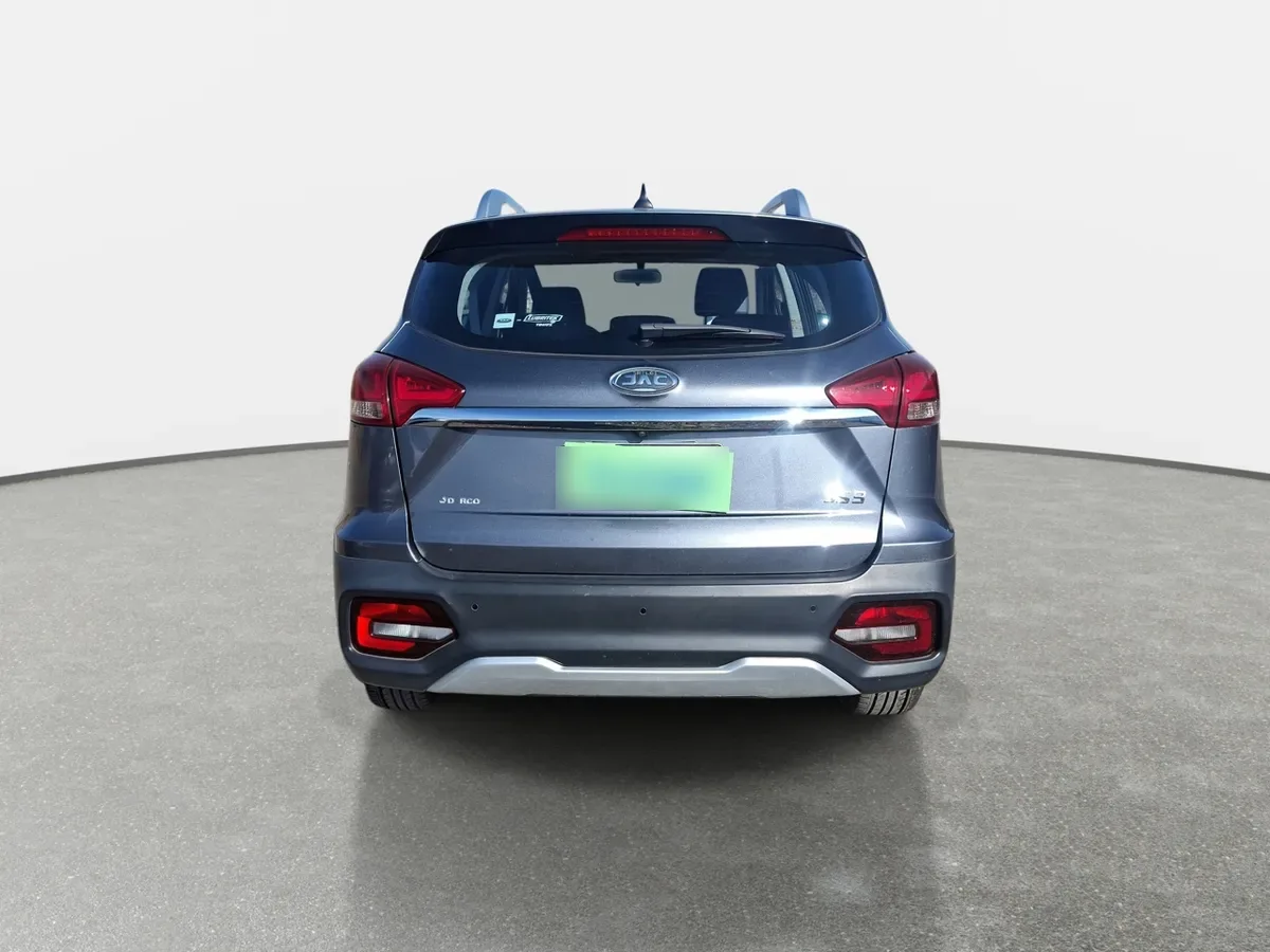 JAC Js3 1.6 Advance 4x2 Mt 5p año 2023
