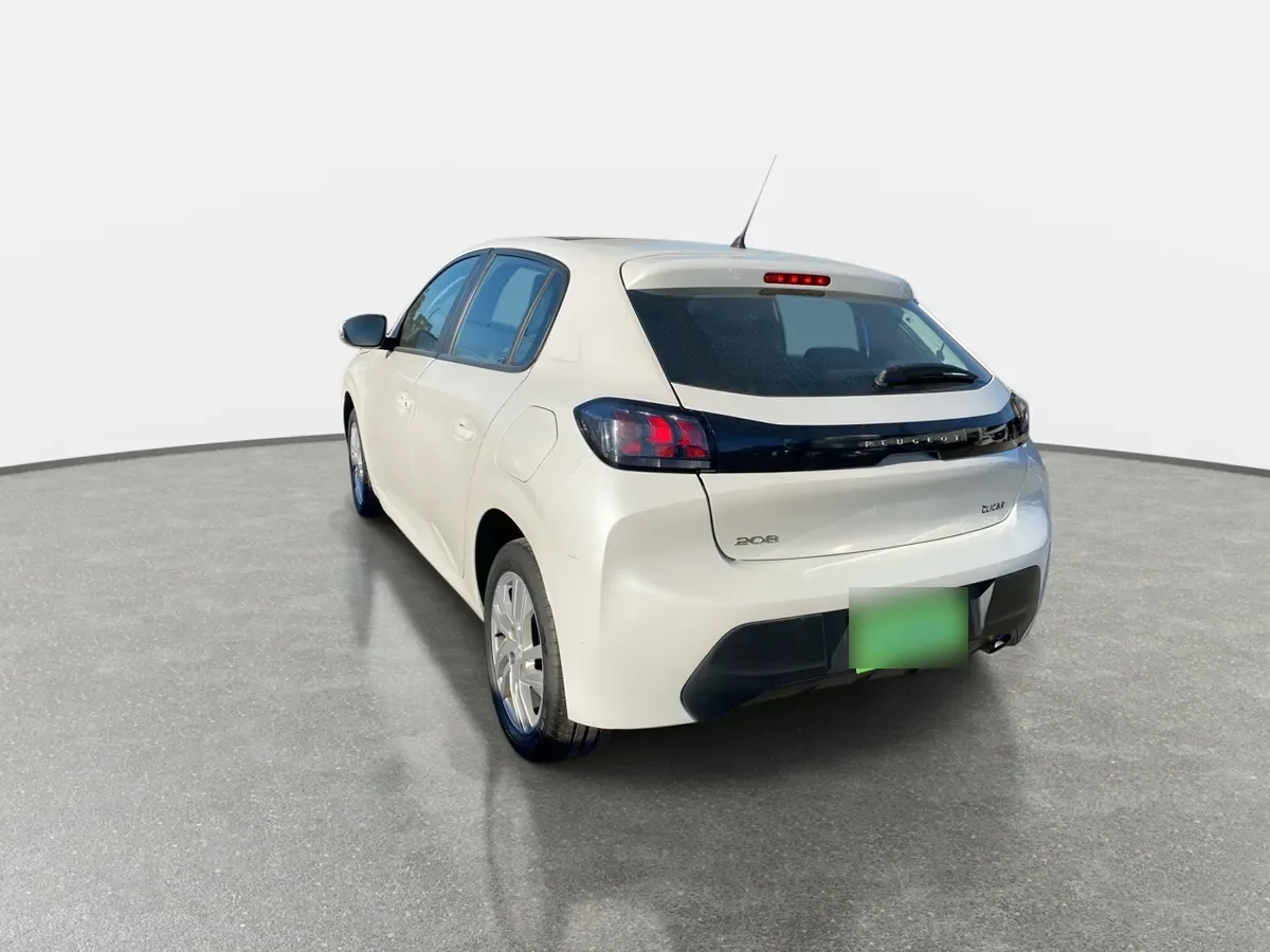 Peugeot 208 1.2 Style Puretech 75 Euro 6 4x2 Mt 5p año 2024