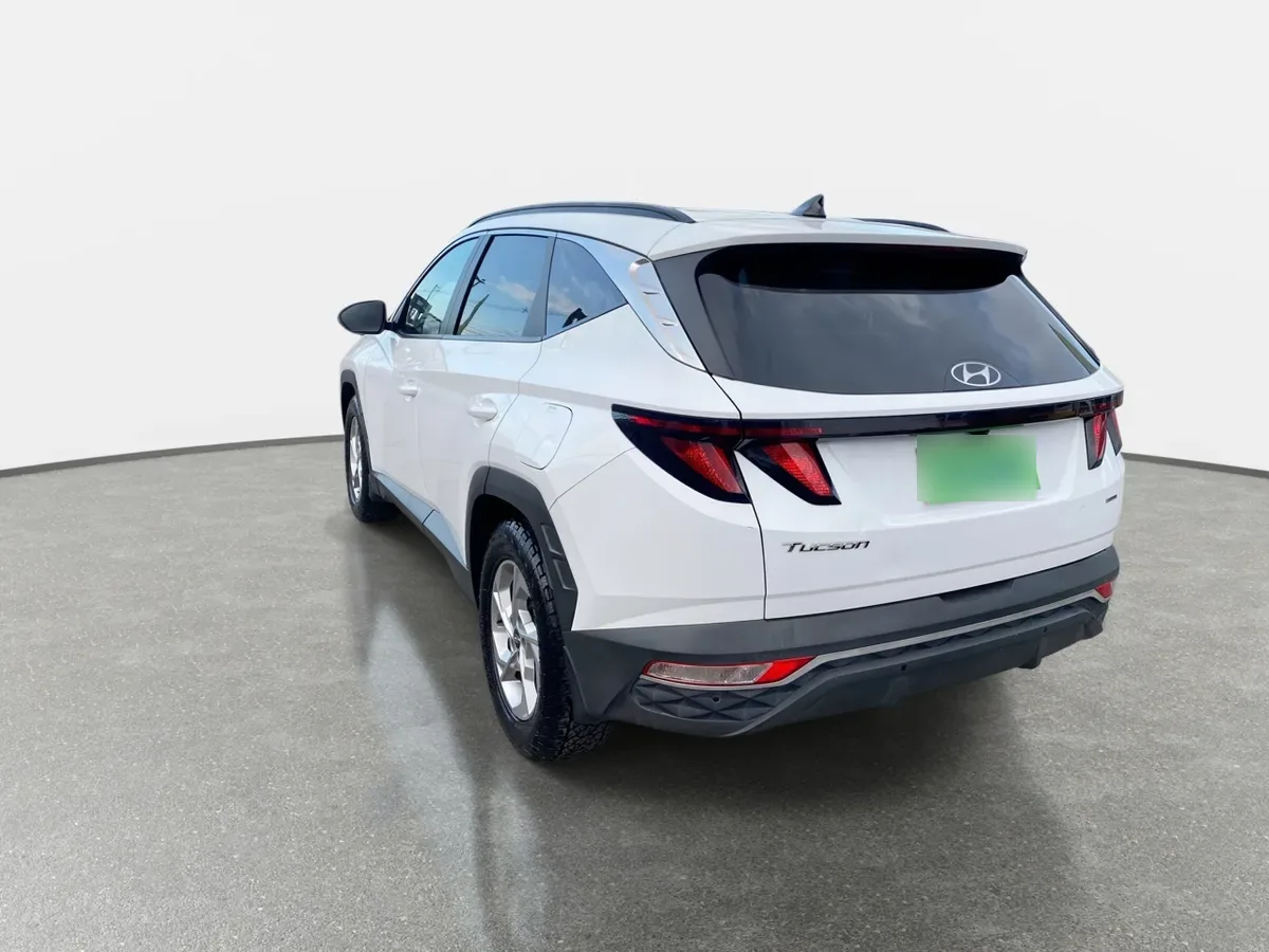 Hyundai Tucson 2.0 Nx4 Plus 4wd At 5p año 2022