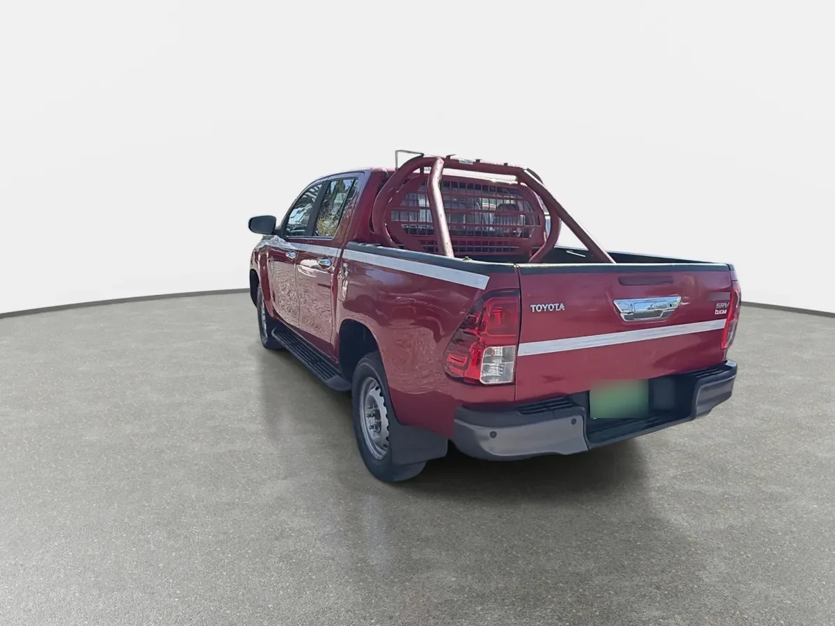 Toyota Hilux 2.8 Srv Diesel 4x4 Dob. Cab. At 4p año 2024