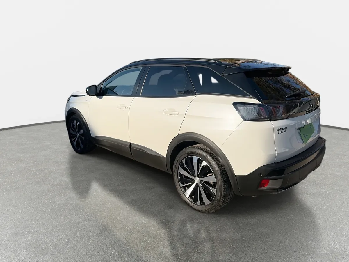 Peugeot 3008 1.5 Gt Black Pack Bluehdi 130 4x2 Eat8 5p año 2024