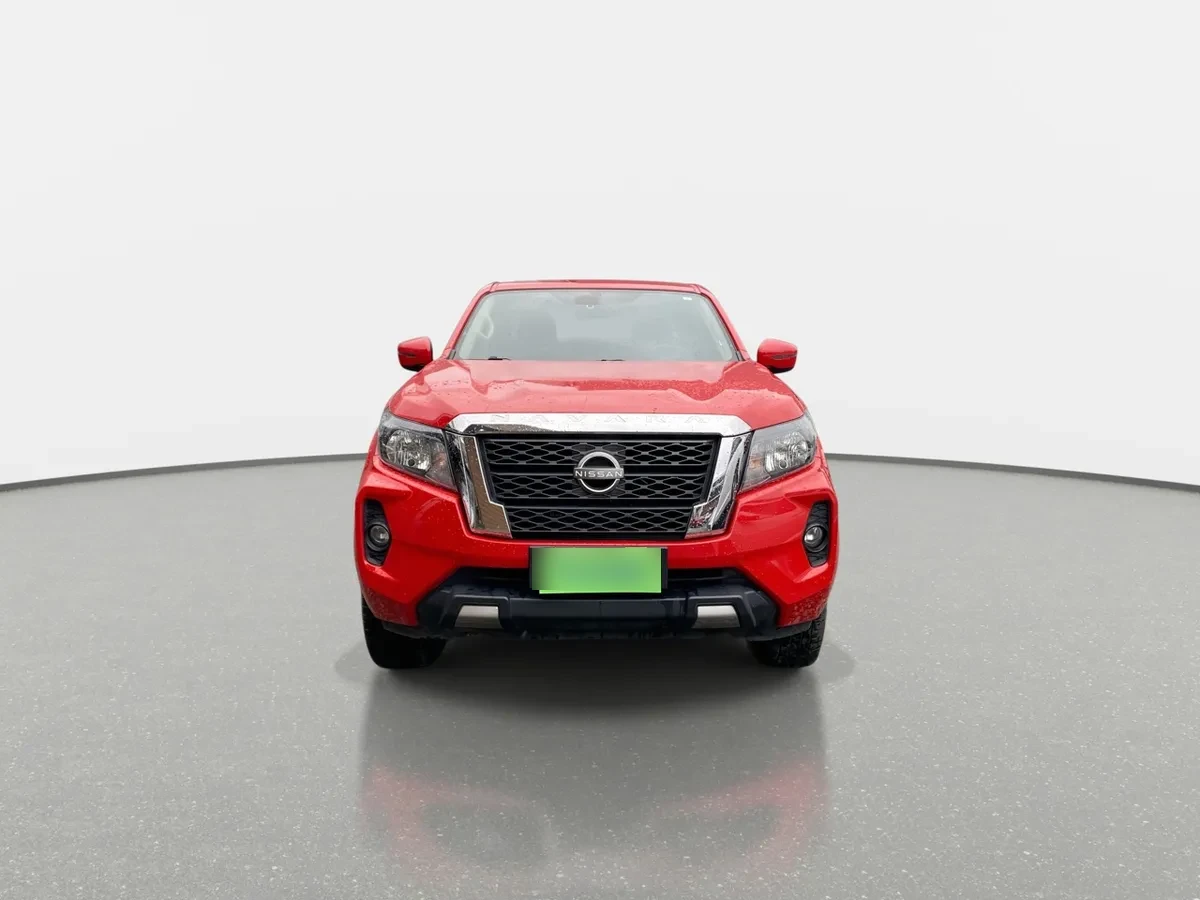 Nissan Navara 2.3d Xe Diesel 4x2 Dob.cab. Mt 4p año 2024