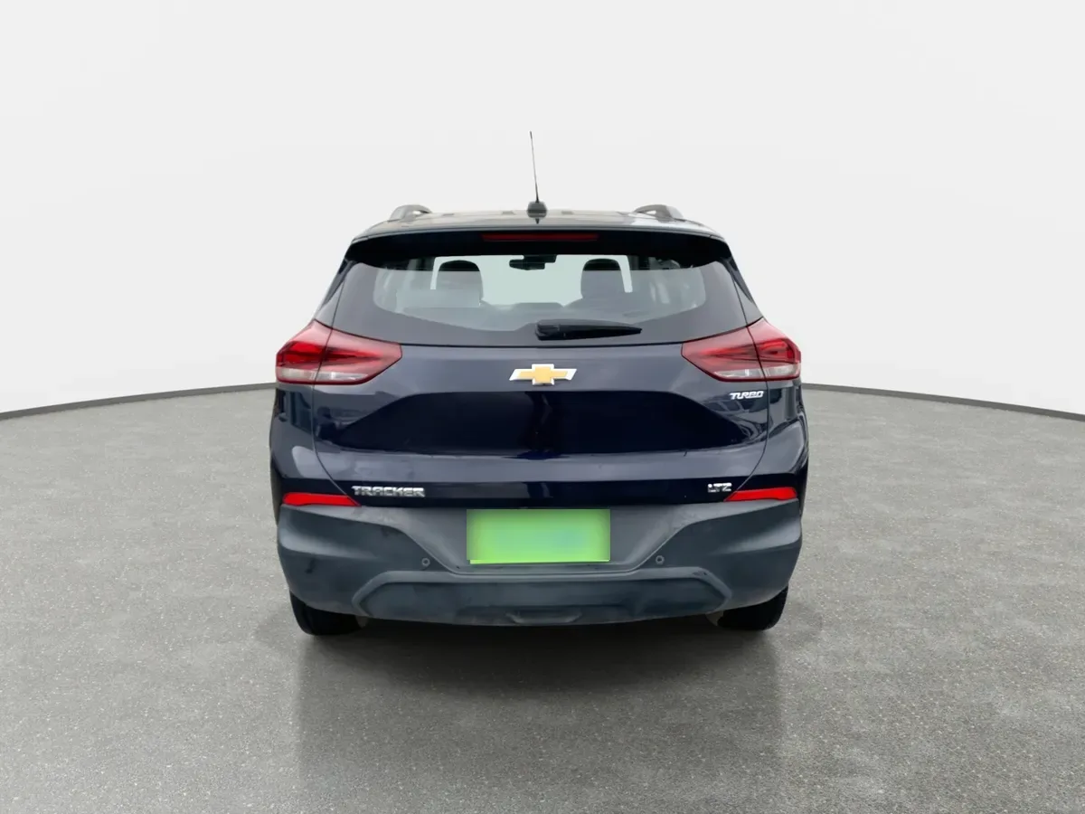 Chevrolet Tracker 1.2t Ltz R 4x2 At 5p año 2024