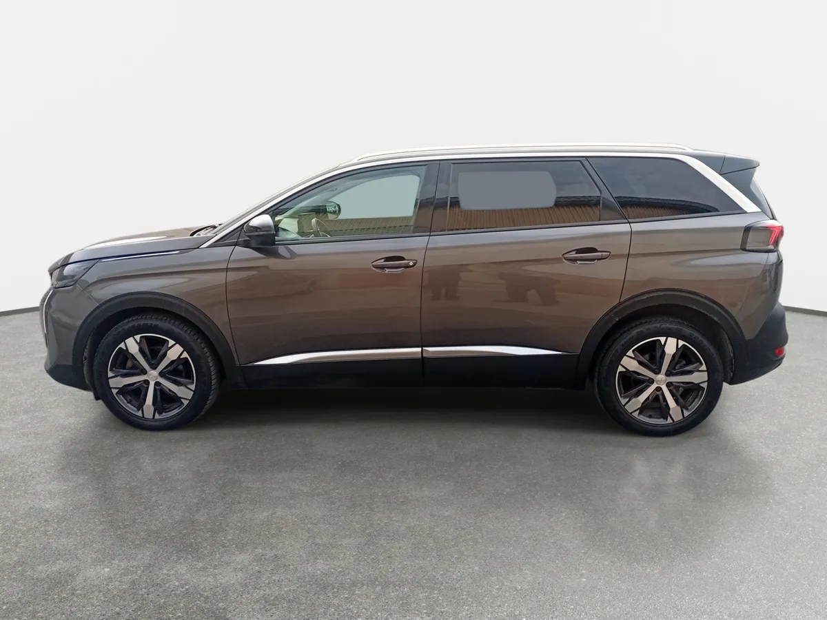 Peugeot 5008 1.5 Allure Pack Bluehdi 4x2 130 Eat8 5p año 2022