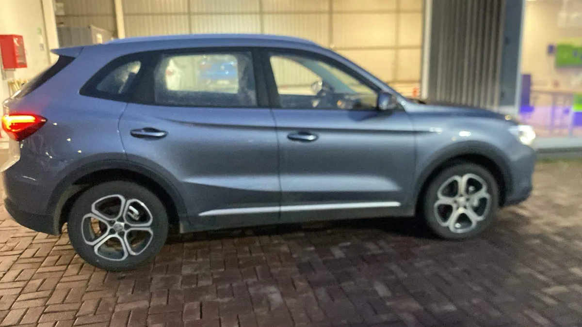 MG Mg Zs 1.5 Com 4x2 Cvt At 5p año 2026