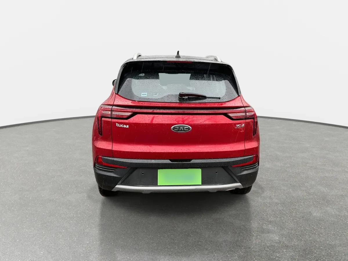 JAC Js4 1.6 Comfort 4x2 Bicolor Mt 5p año 2023