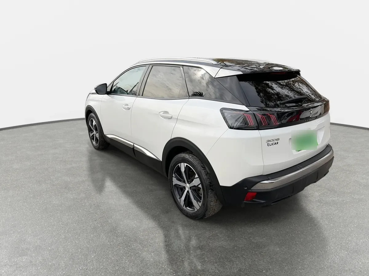 Peugeot 3008 1.5 Allure Pack Bluehdi 130 4x2 Eat8 5p año 2024