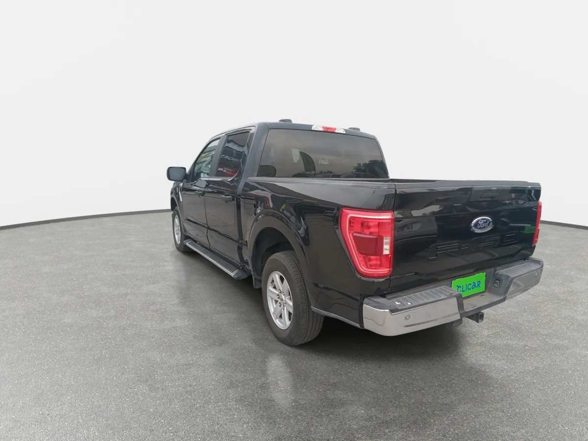 Ford F-150 3.3 Xlt Cc Dob. Cab. 4x2 At 4p año 2023