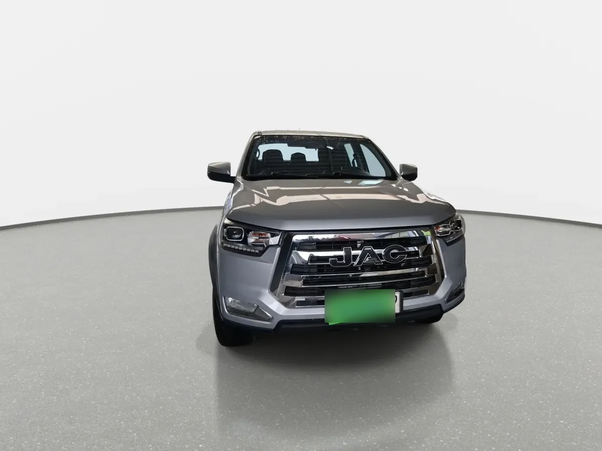 JAC T8 2.0 Comfort 4x4 Diesel Mt 4p año 2023