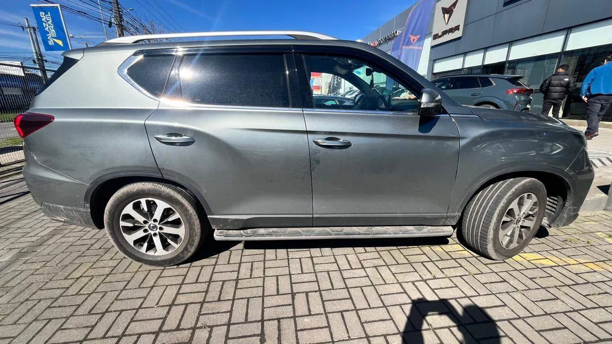 Ssangyong Rexton 2.2t Limited Diesel 4x4 9ab 8at 5p año 2024