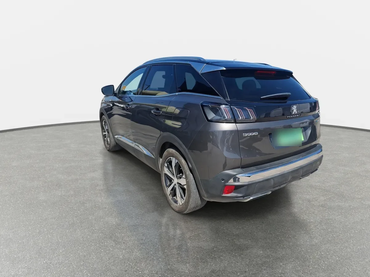 Peugeot 3008 1.6 Gt Hybrid4 300 4x4 Eat8 5p año 2023